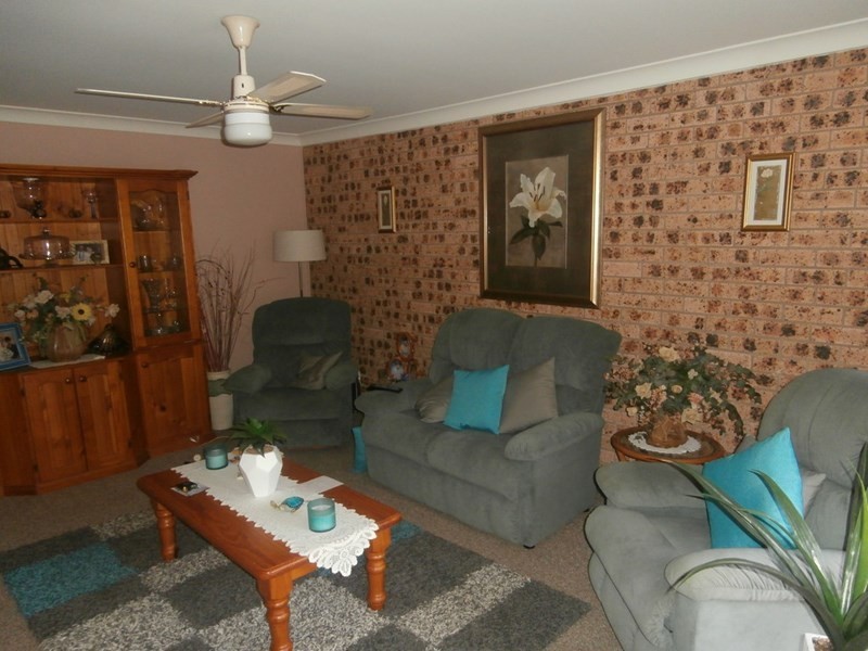 6/2 Carisbrook Close, Bomaderry NSW 2541