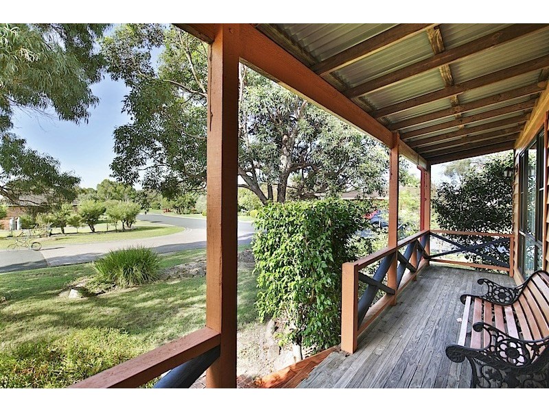 11 Copper Leaf Place, Worrigee NSW 2540