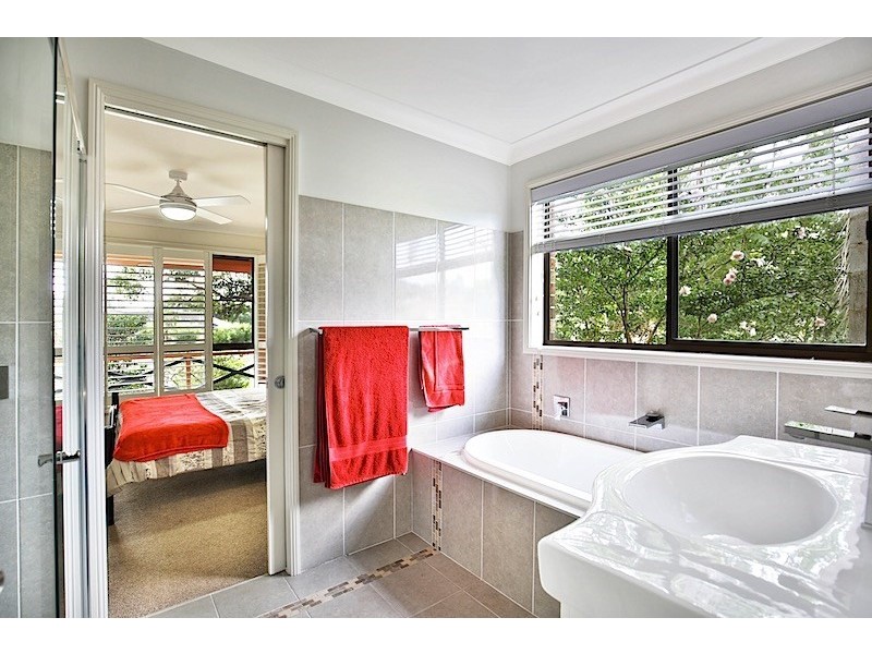 11 Copper Leaf Place, Worrigee NSW 2540