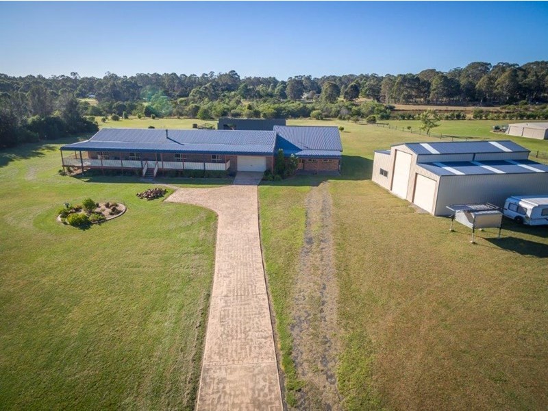 76 Pemberly Drive, Nowra Hill NSW 2540