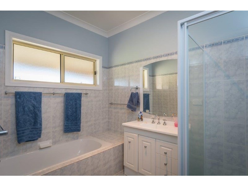 76 Pemberly Drive, Nowra Hill NSW 2540