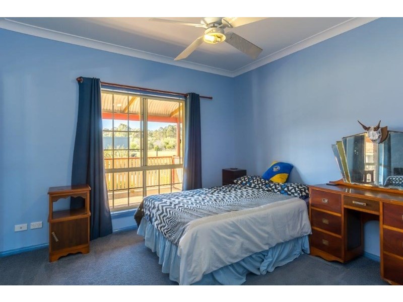 76 Pemberly Drive, Nowra Hill NSW 2540