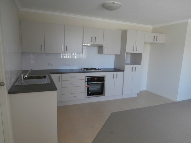 2/67A Sophia Road, Worrigee NSW 2540