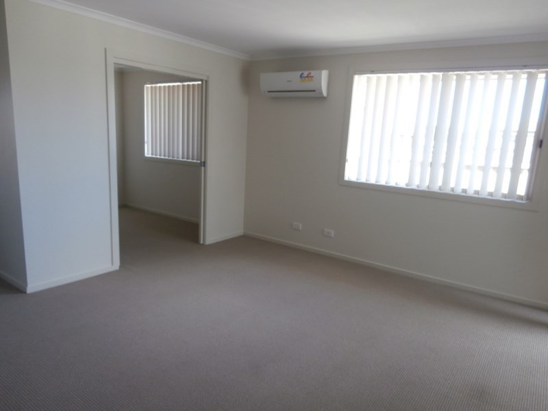 2/67A Sophia Road, Worrigee NSW 2540