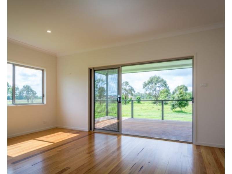 54 Lyrebird Drive, Nowra NSW 2541