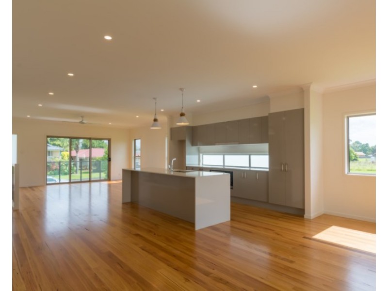 54 Lyrebird Drive, Nowra NSW 2541