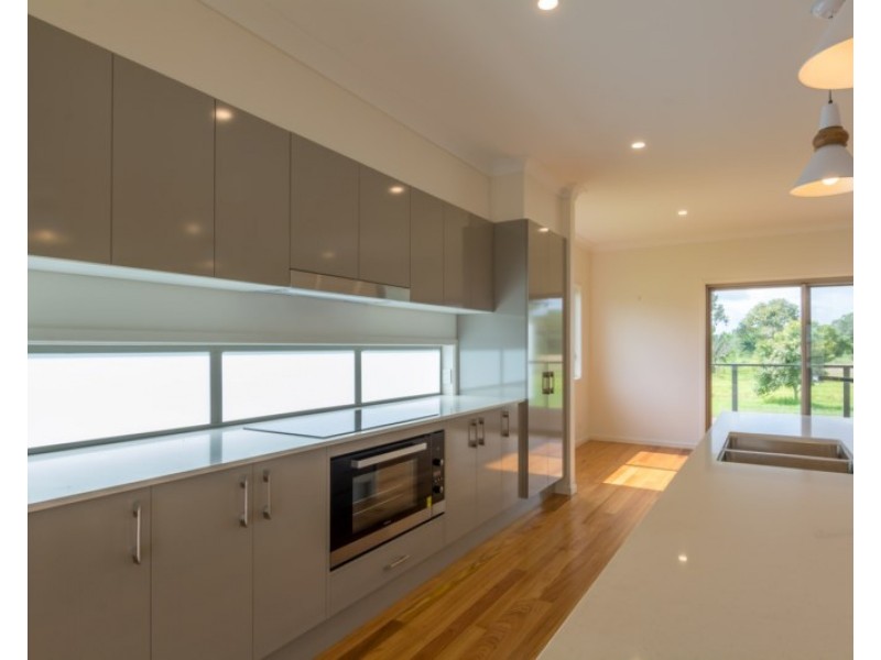 54 Lyrebird Drive, Nowra NSW 2541