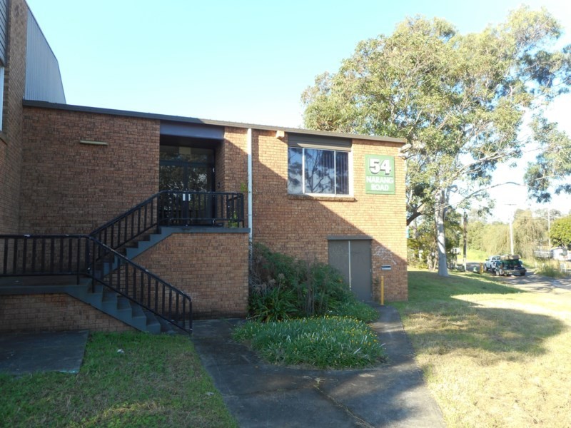 54 Narang Road, Bomaderry NSW 2541