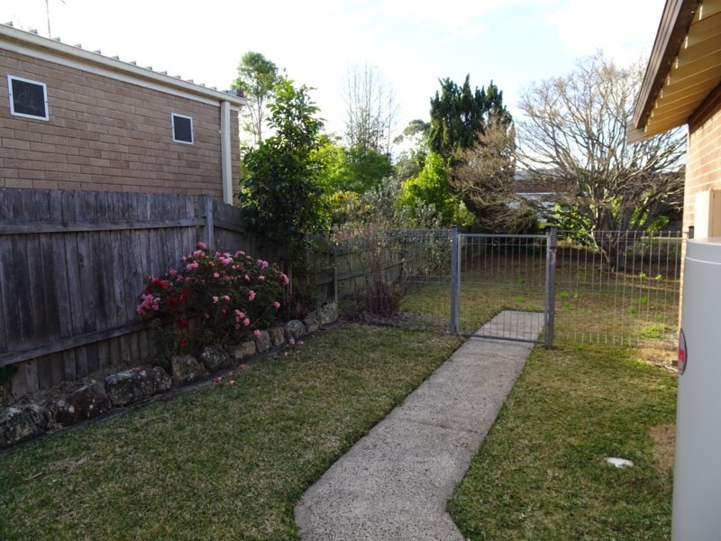 15 Fuchsia Crescent, Bomaderry NSW 2541