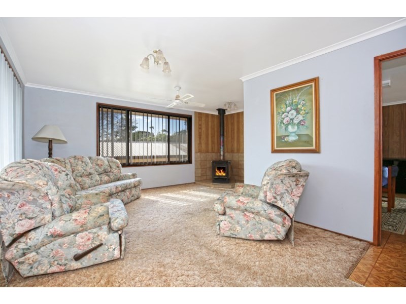63 Comarong Street, Greenwell Point NSW 2540
