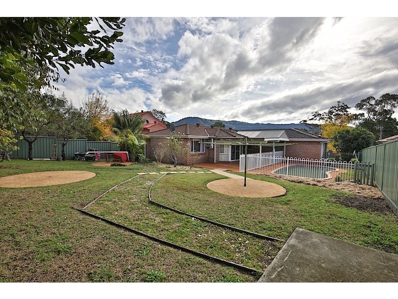 112 Jasmine Drive, Bomaderry NSW 2541