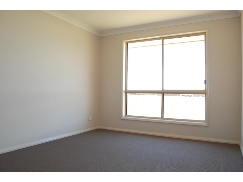 13A Curta Grove, Worrigee NSW 2540