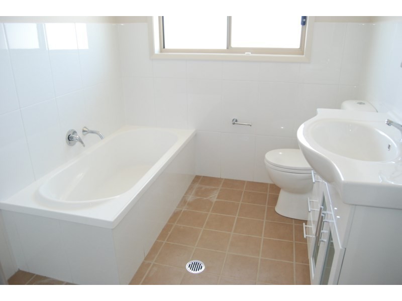 13A Curta Grove, Worrigee NSW 2540