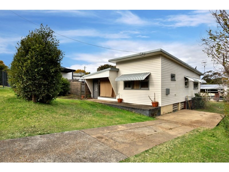 28 Tarawal Street, Bomaderry NSW 2541