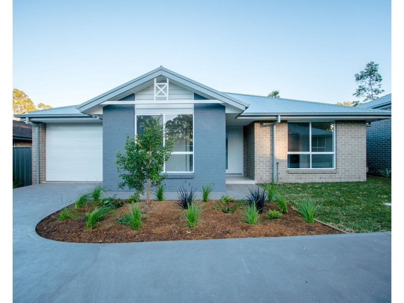 2/57 Hillcrest Avenue, South Nowra NSW 2541