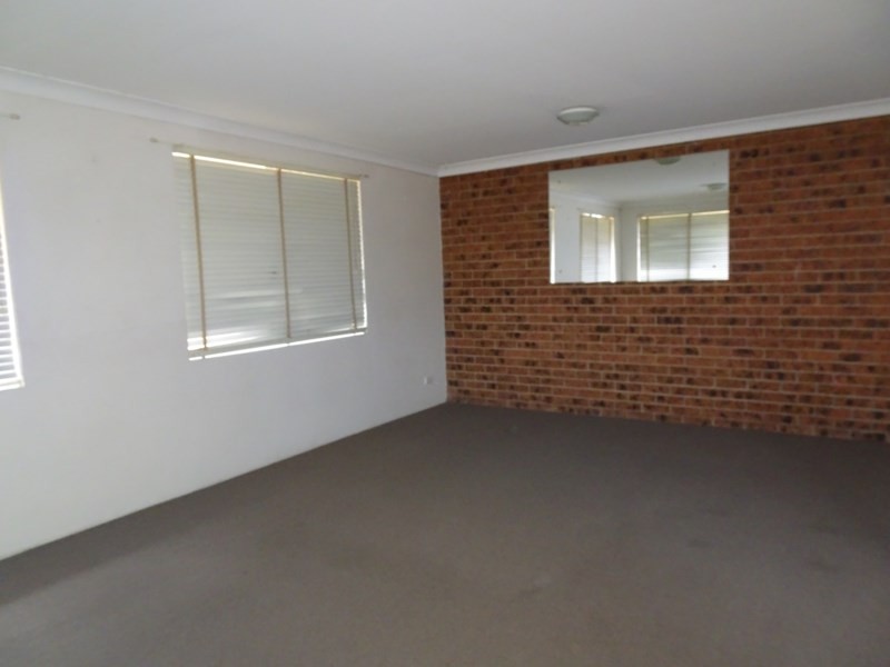 7/45 Brinawarr Street, Bomaderry NSW 2541