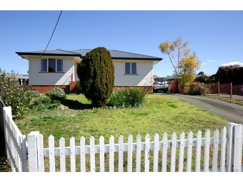 3 Peace Street, Bomaderry NSW 2541