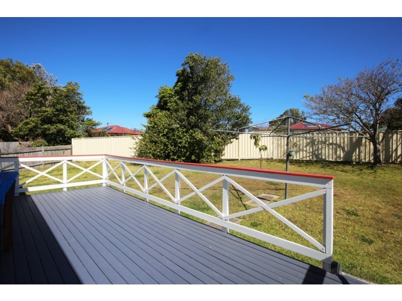 3 Peace Street, Bomaderry NSW 2541