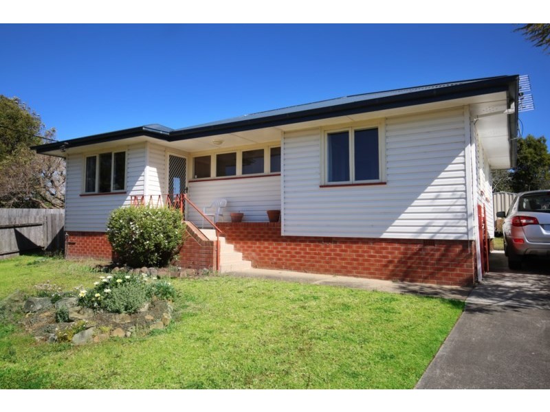 3 Peace Street, Bomaderry NSW 2541