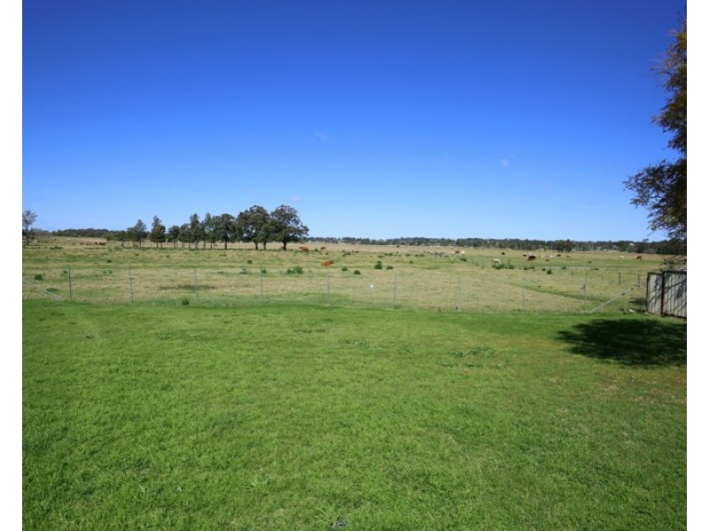 34 Wondalga Crescent, Nowra NSW 2541