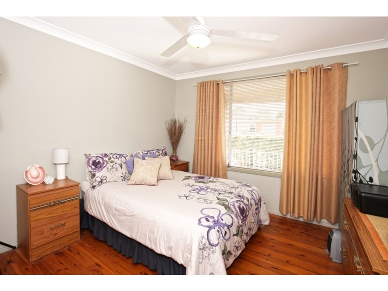 5 Penrose Drive, Bomaderry NSW 2541