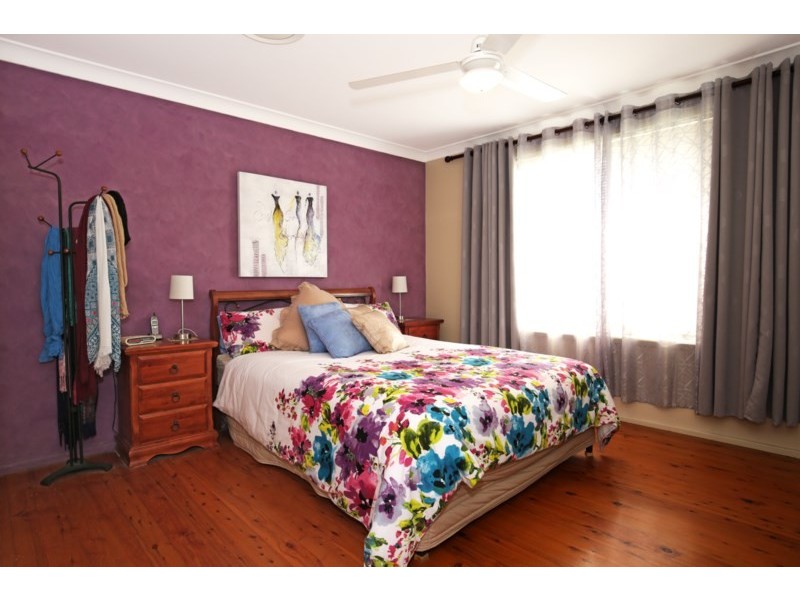 5 Penrose Drive, Bomaderry NSW 2541