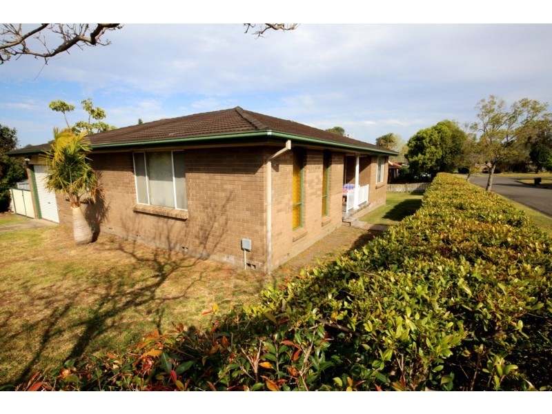 5 Penrose Drive, Bomaderry NSW 2541