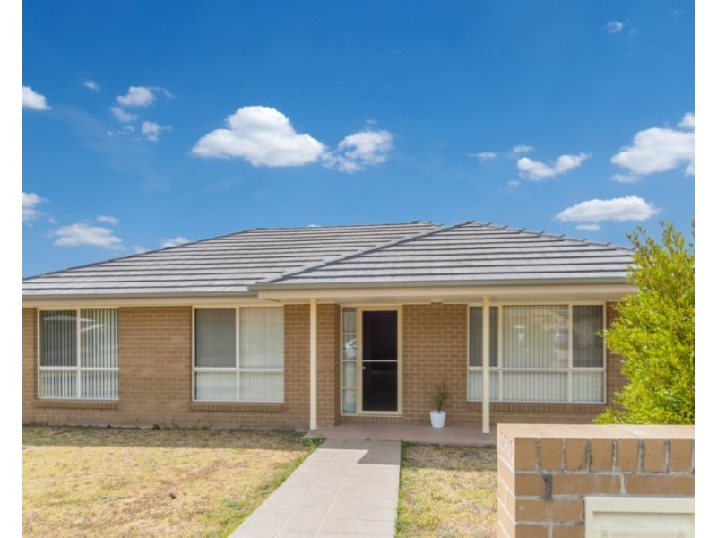 1/1 Palm Lilly Close, Worrigee NSW 2540