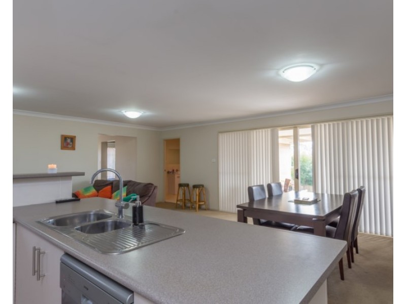1/1 Palm Lilly Close, Worrigee NSW 2540