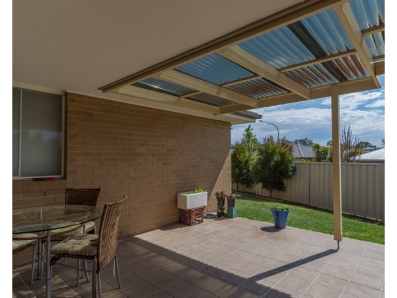 1/1 Palm Lilly Close, Worrigee NSW 2540