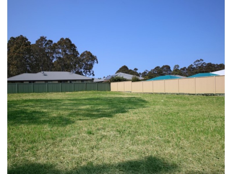 111 Hillcrest Avenue, South Nowra NSW 2541