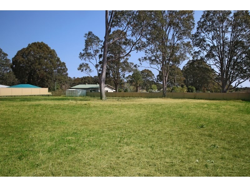 111 Hillcrest Avenue, South Nowra NSW 2541