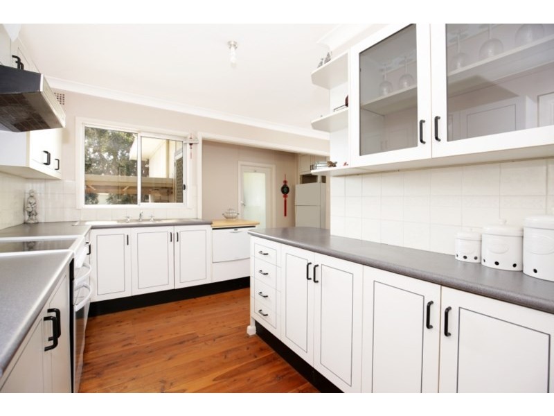 19 Ernest Street, Nowra NSW 2541