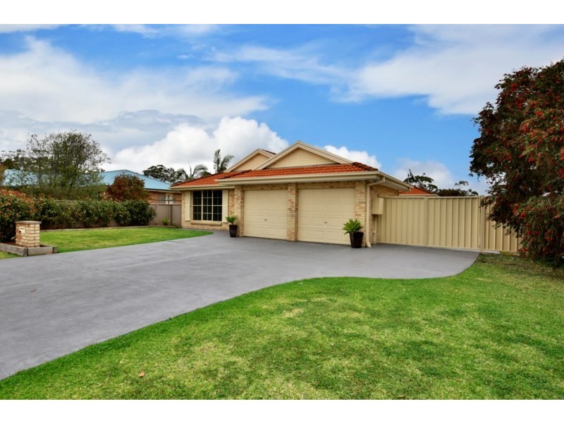 37 Robinia Way, Worrigee NSW 2540