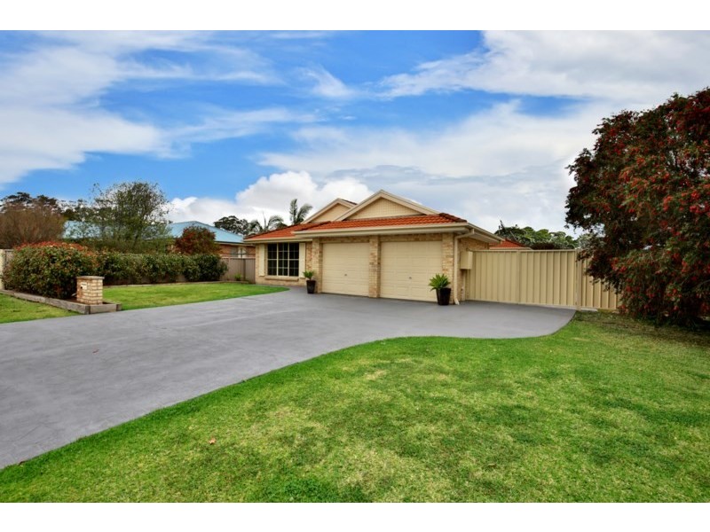 37 Robinia Way, Worrigee NSW 2540