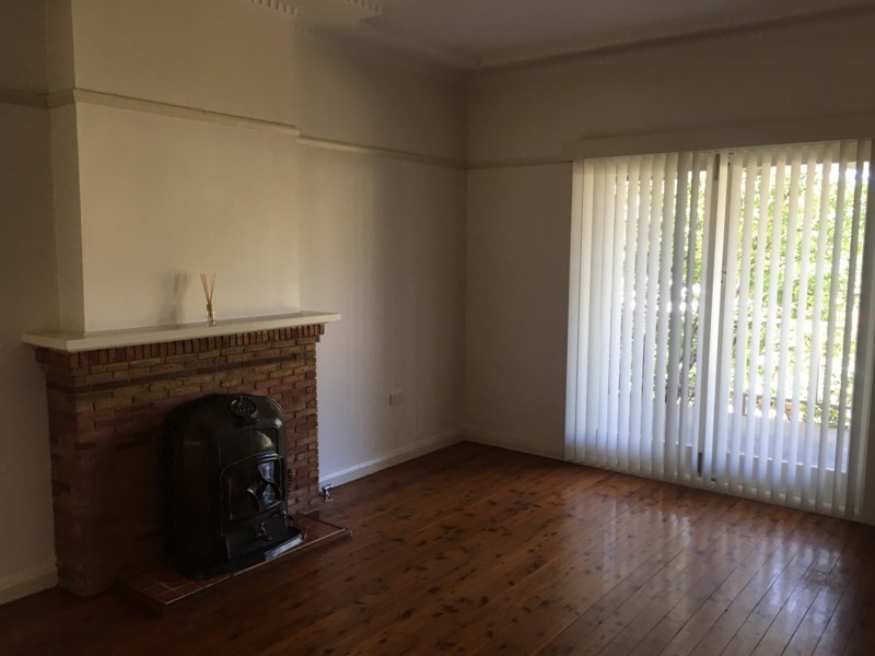 129 Kinghorne Street, Nowra NSW 2541