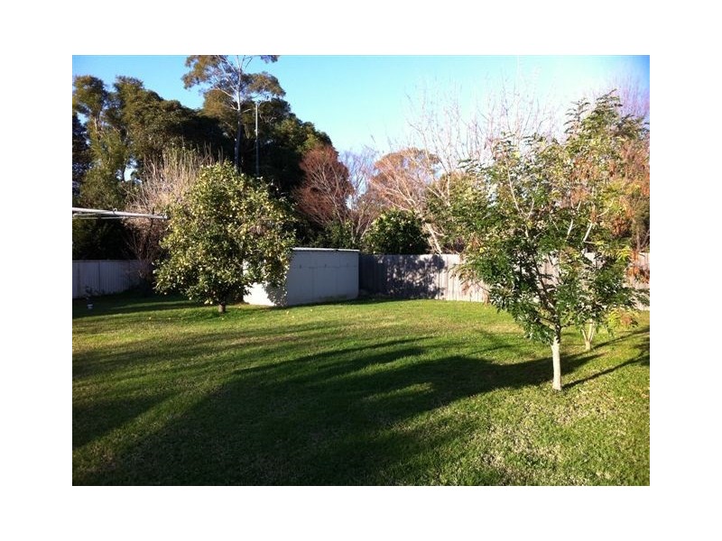 33 Elia Avenue, Nowra NSW 2541