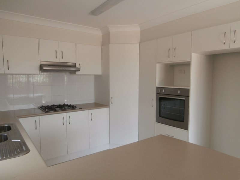 2/64 Jervis Street, Nowra NSW 2541