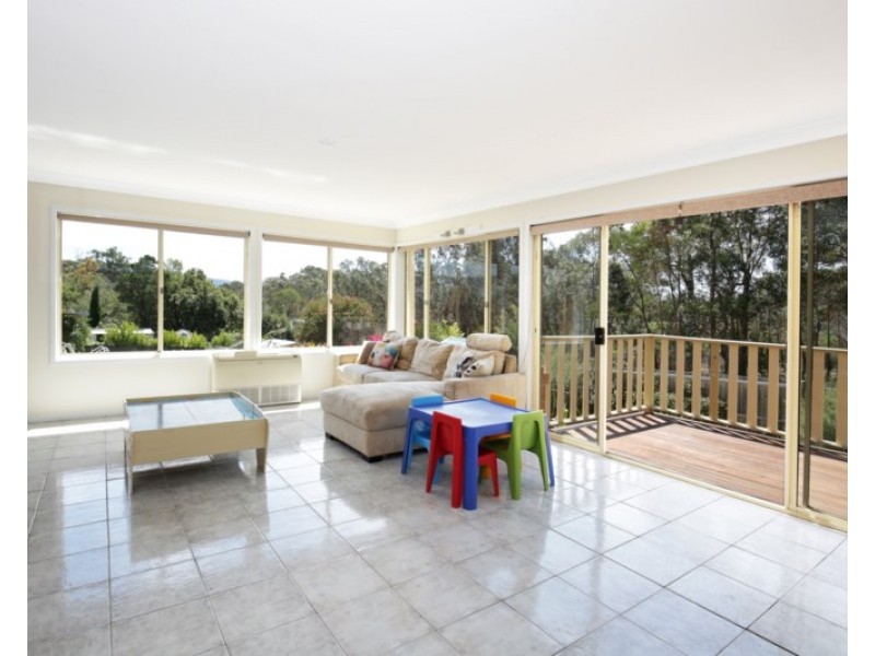 11 Paruna Place, North Nowra NSW 2541