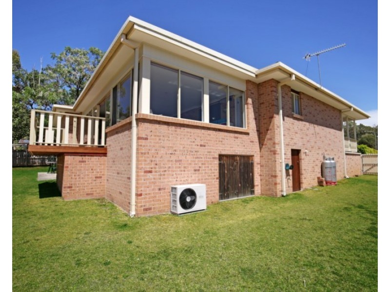 11 Paruna Place, North Nowra NSW 2541