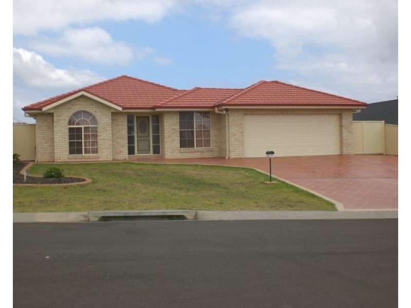 10 Myall Close, Worrigee NSW 2540