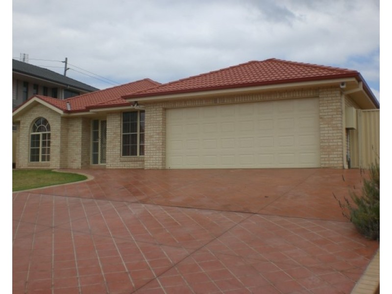 10 Myall Close, Worrigee NSW 2540