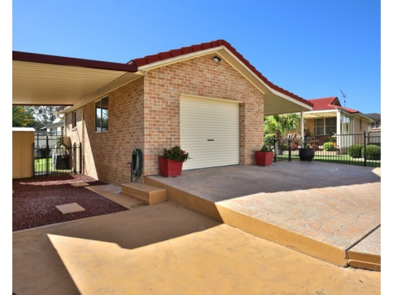 1 Tuscan Place, North Nowra NSW 2541