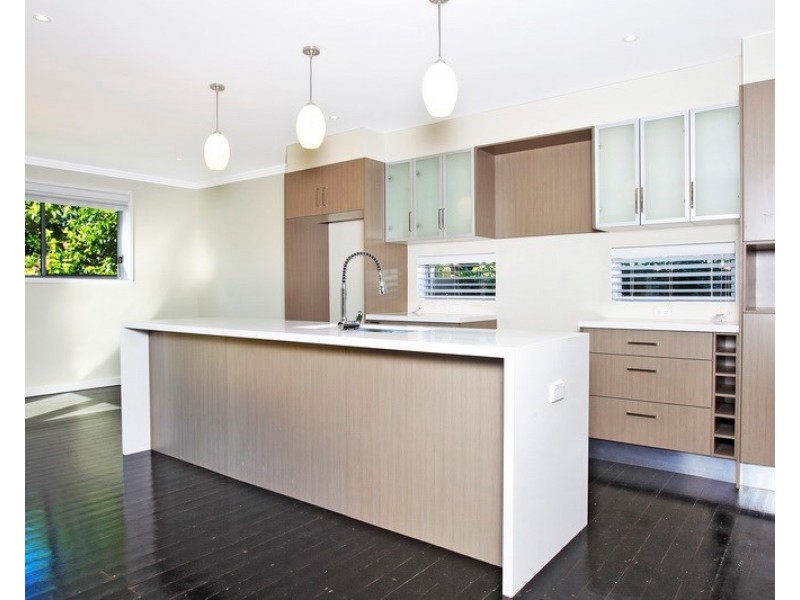 6 Lyrebird Drive, Nowra NSW 2541