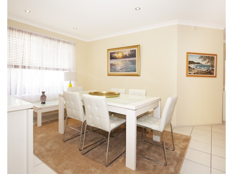 15 Carrington Park Drive, Nowra NSW 2541