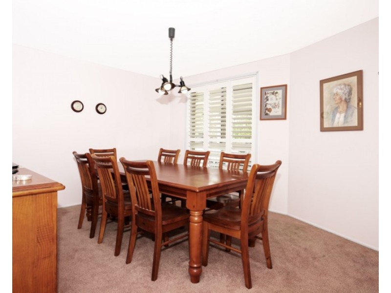 13 Chestnut Avenue, Bomaderry NSW 2541