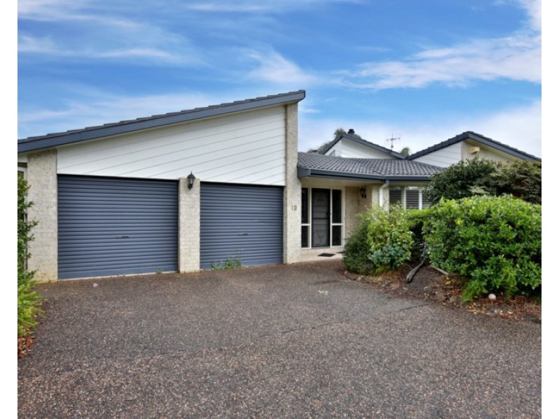 13 Chestnut Avenue, Bomaderry NSW 2541