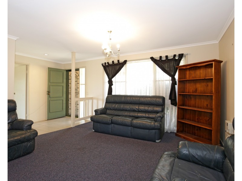 9 Wasdale Place, Bomaderry NSW 2541