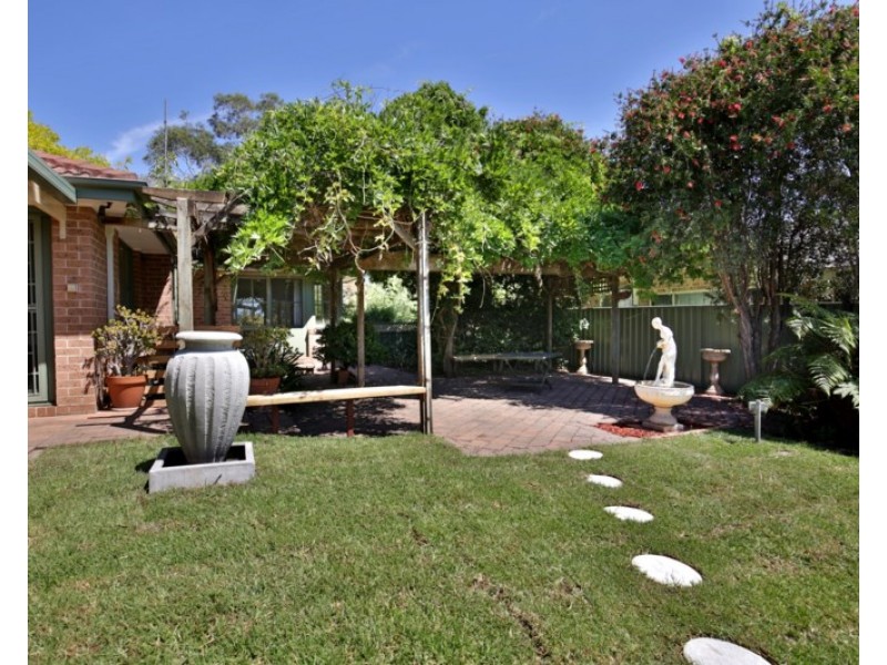 9 Wasdale Place, Bomaderry NSW 2541