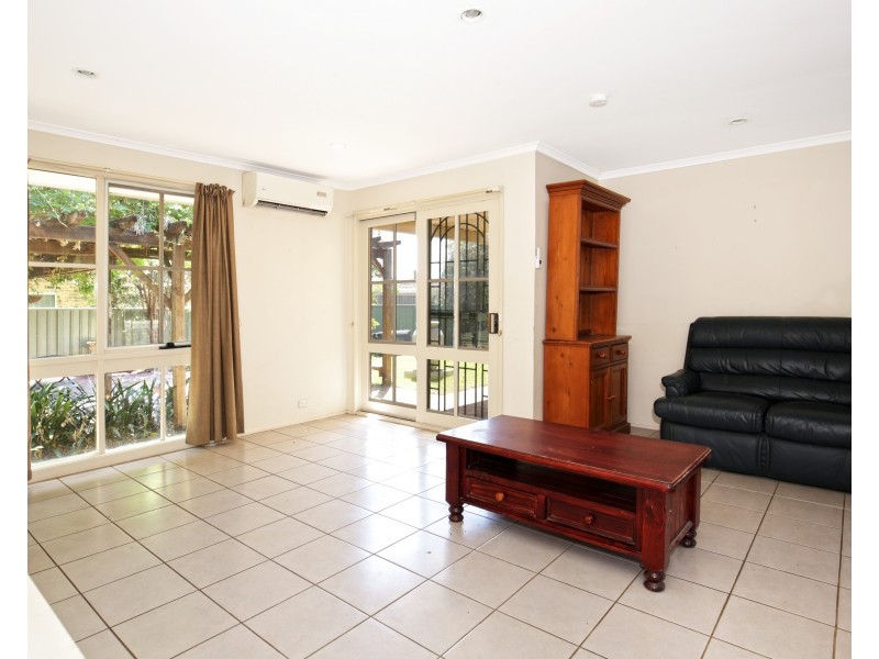 9 Wasdale Place, Bomaderry NSW 2541